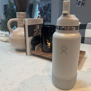 Hydro Flask 32 oz hydroflask WATER BOTTLE w FLEX Boot STRAW Lid CLOUD Cool Grey